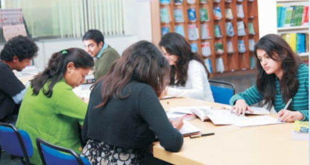 Amity School of Engineering & Technology New Delhi hostel photo 11