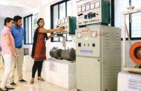 Thakur polytechnic Mumbai Campus photo 14