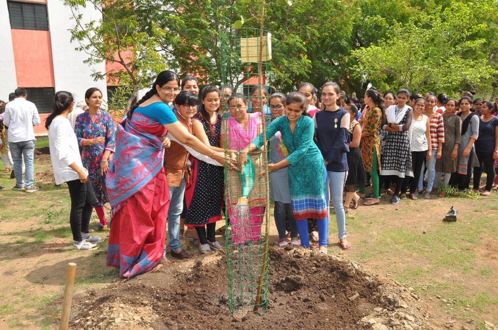 Saurashtra University Rajkot Events and Activities photo 1