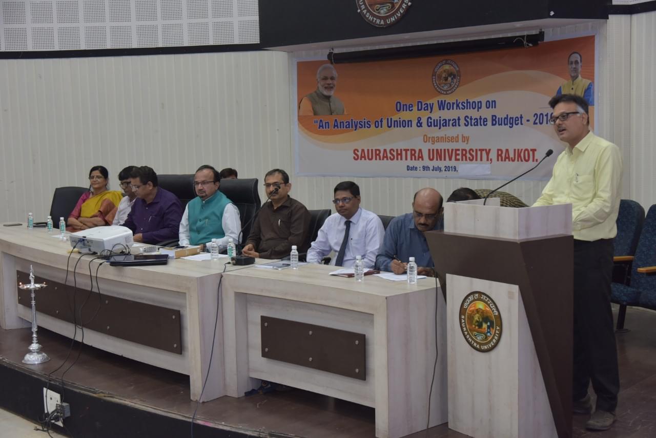 Saurashtra University Rajkot Events and Activities photo 11