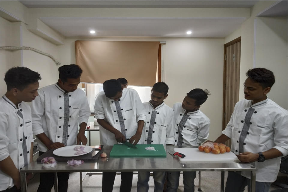 SYMK Institute Of Hospitality Management New Delhi Facilities photo 19