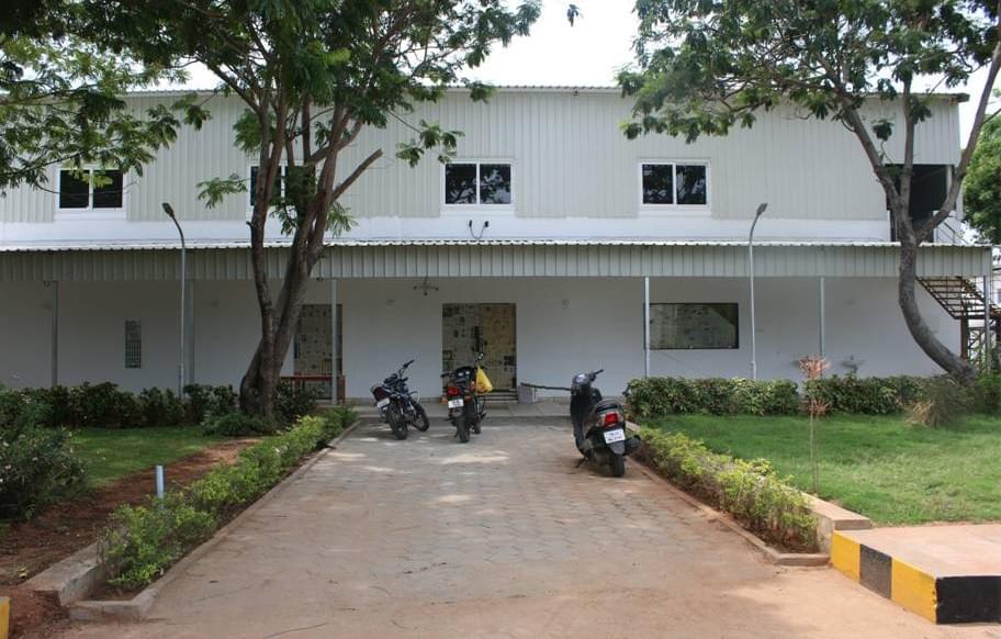 Aarupadai Veedu Medical College Pondicherry Campus photo 3