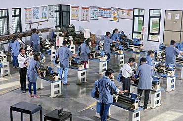 Drs. Kiran and Pallavi Patel Global University Vadodara Infrastructure photo 6