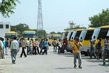 Drs. Kiran and Pallavi Patel Global University Vadodara Facilities photo 2