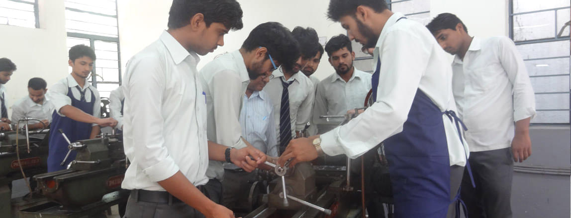 BCET Durgapur Labs photo 16