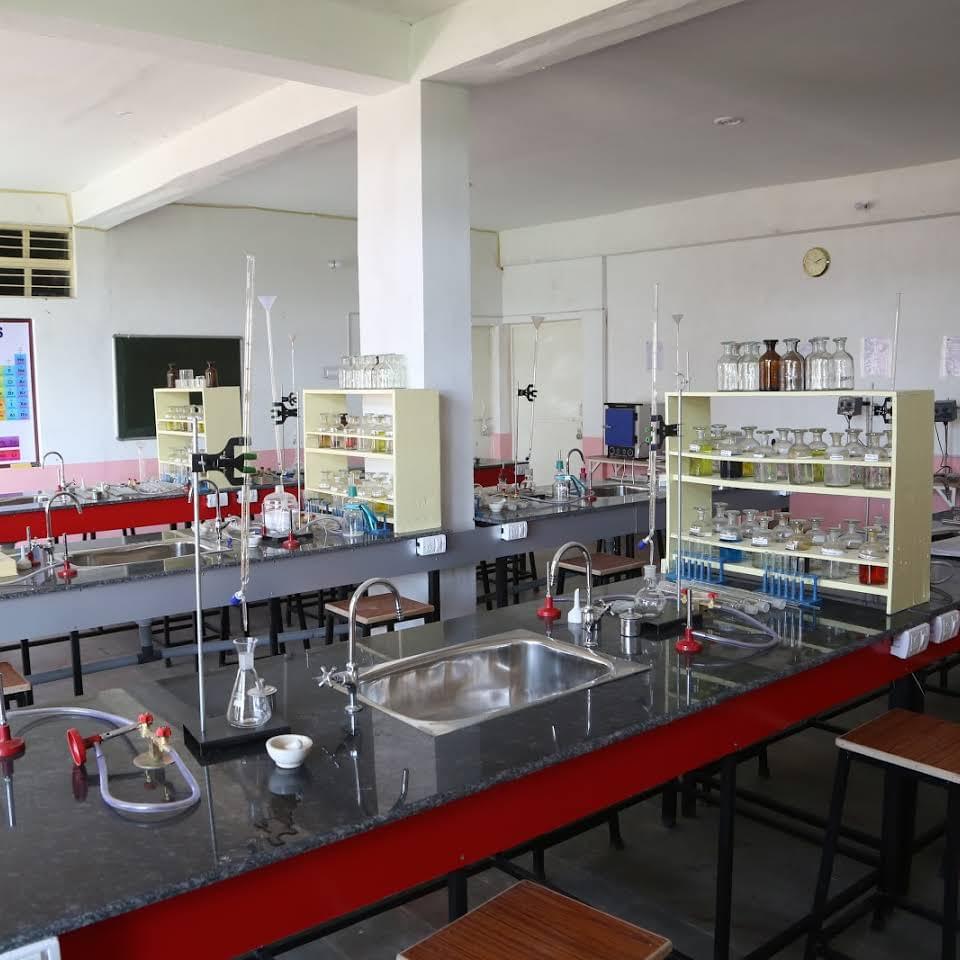Modern College of Pharmacy Jhansi Campus & Facilities photo 4