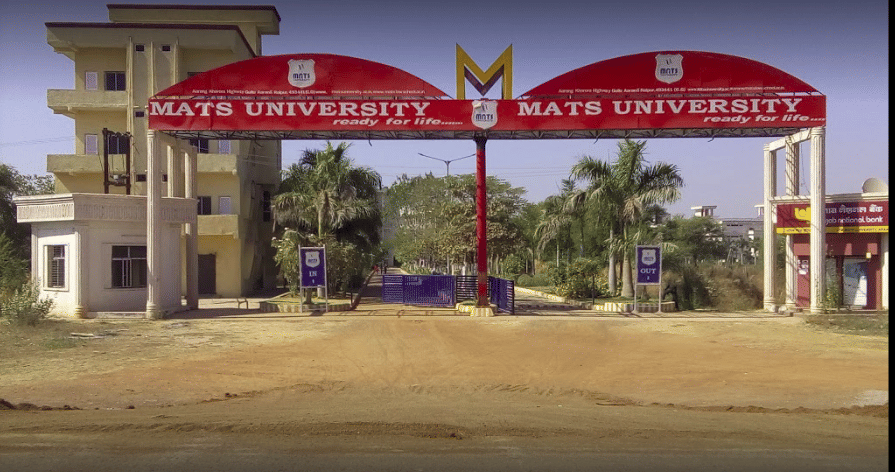 MATS University Raipur Academic Building photo 3
