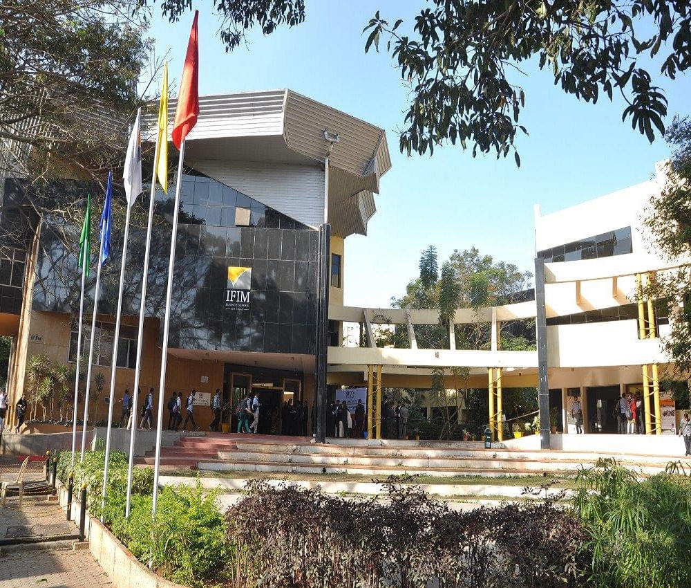 JAGSOM Bangalore Academic Building photo 1