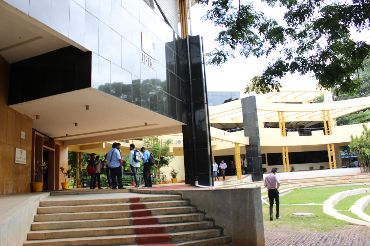 JAGSOM Bangalore Academic Building photo 3