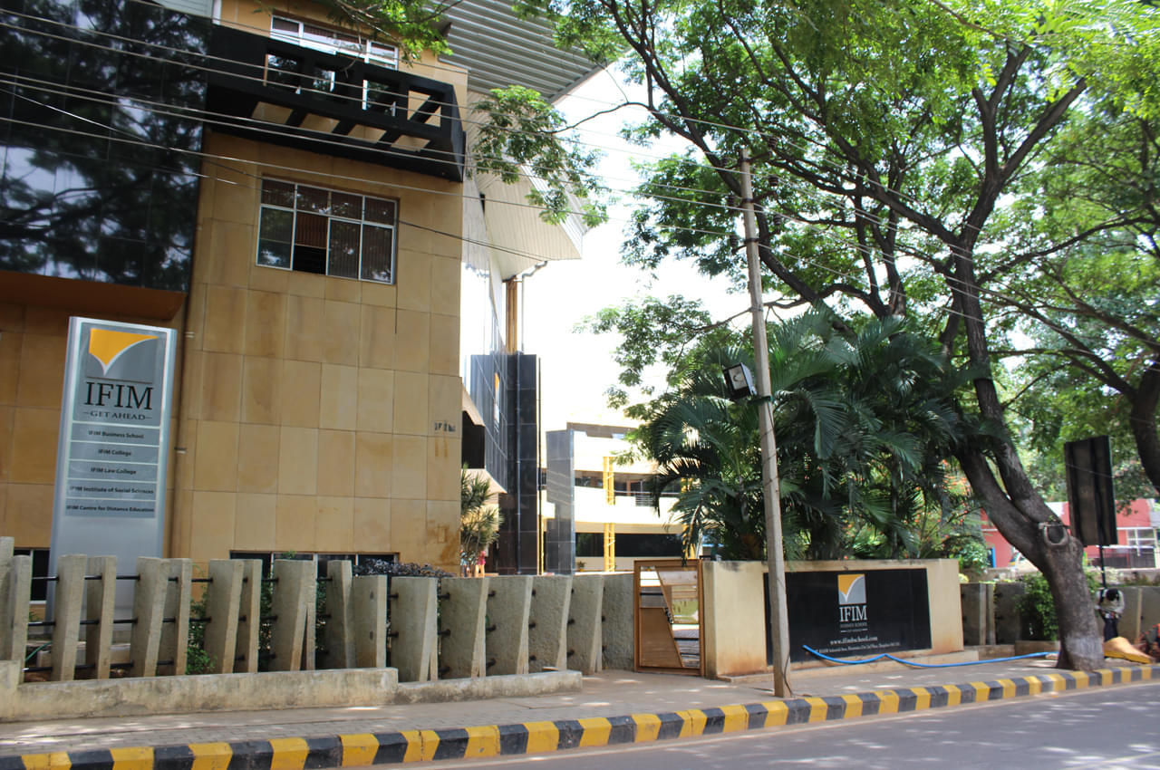JAGSOM Bangalore Academic Building photo 4