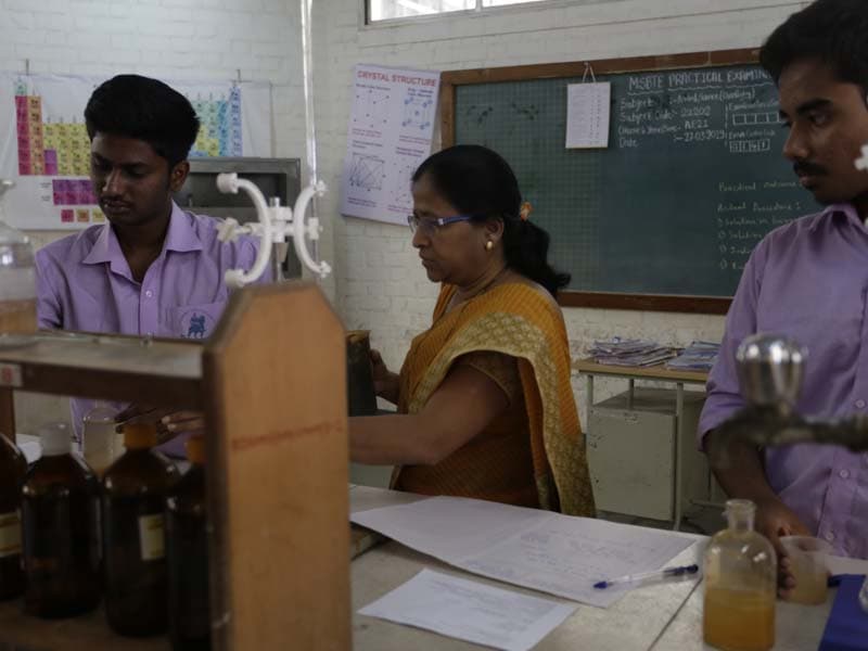 AISSMS Polytechnic College Pune Lab Facility photo 3
