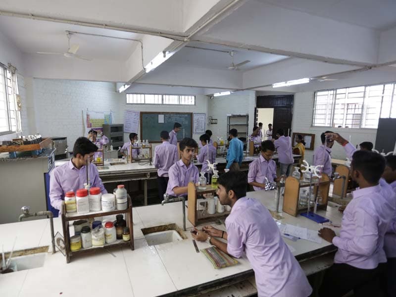 AISSMS Polytechnic College Pune Lab Facility photo 4