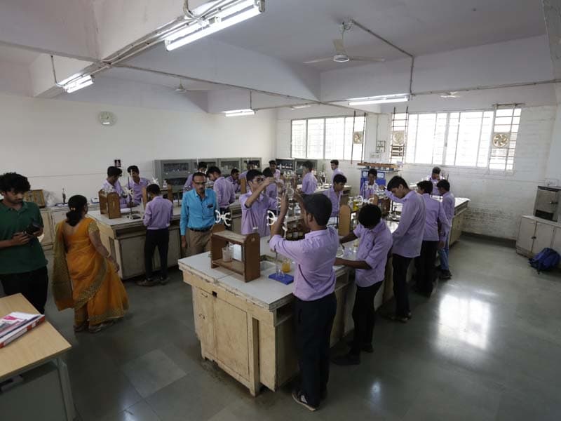 AISSMS Polytechnic College Pune Lab Facility photo 8