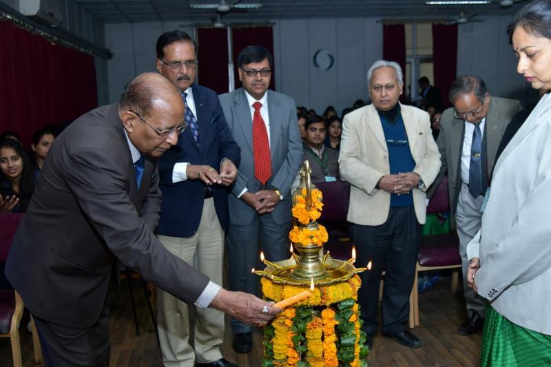 IIS University Academic Enrichment photo 3