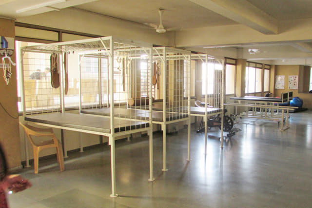 SKUM College of Physiotherapy Ahmedabad Facilities photo 11