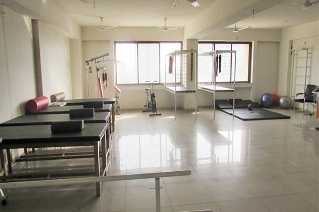 SKUM College of Physiotherapy Ahmedabad Facilities photo 6