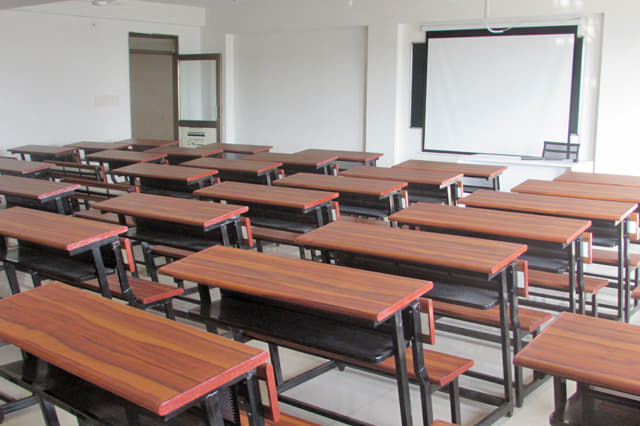 SKUM College of Physiotherapy Ahmedabad Facilities photo 8