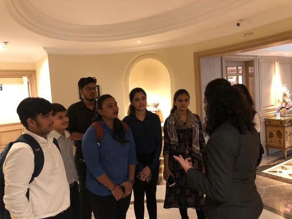 The School of Excellence Mumbai Study Trip photo 2