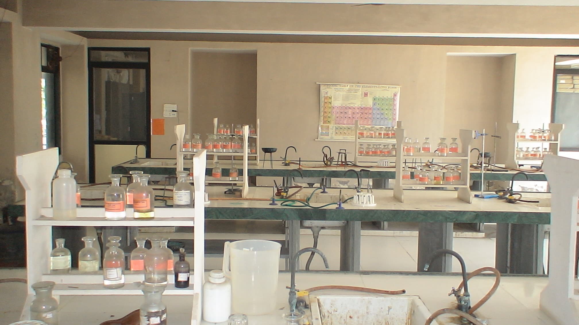 Bhagwan Mahavir College of Pharmacy Surat laboratories photo 5