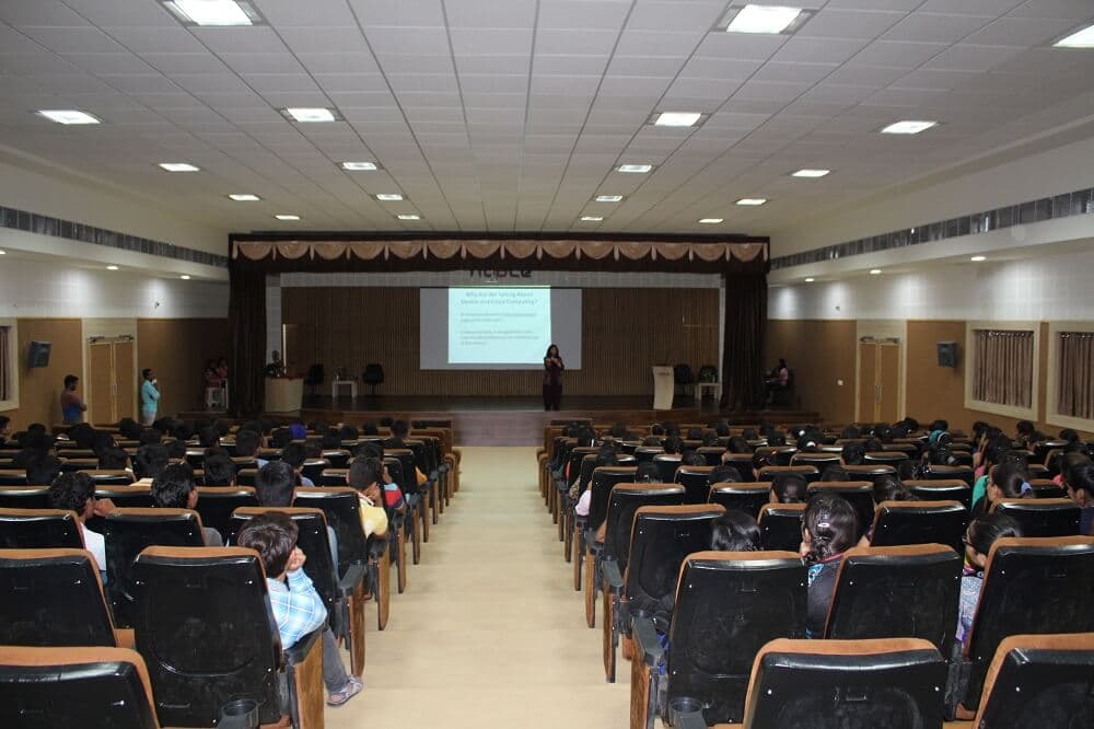 Faculty of Science, Noble Group of Institution Junagadh Curricular photo 6