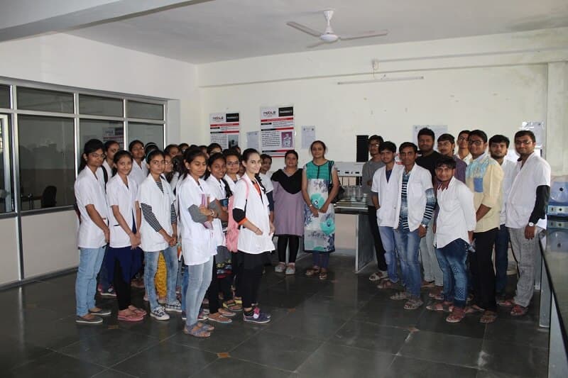 Faculty of Science, Noble Group of Institution Junagadh Curricular photo 9