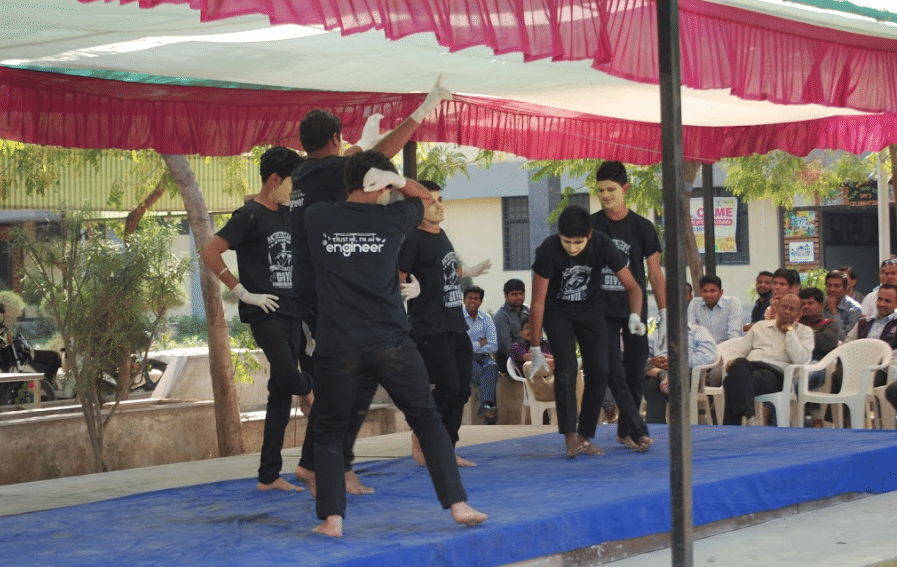 Dalia Institute of Diploma Studies Kheda Campus photo 14