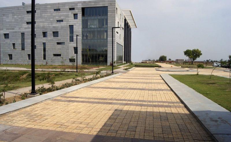 IIMT School of Management Gurgaon Infrastructure photo 1