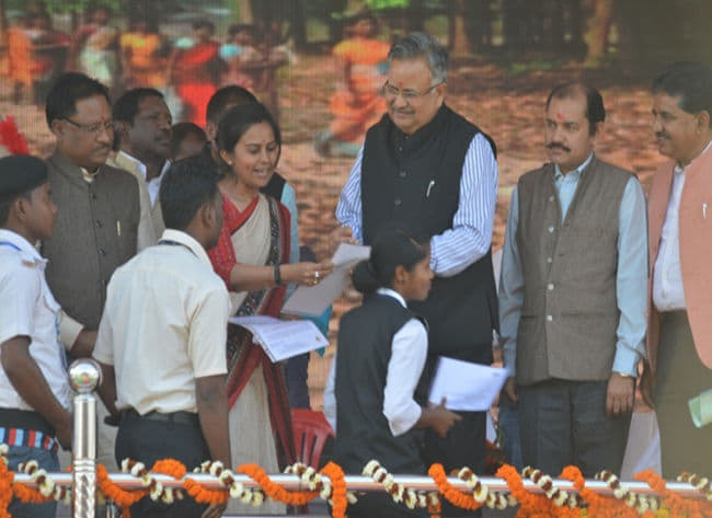Central Institute of Plastics Engineering & Technology Raipur Chief Minister Visit photo 3