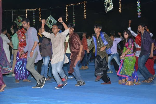 L. R. Shah Homoeopathy College Rajkot Rashotsav photo 10
