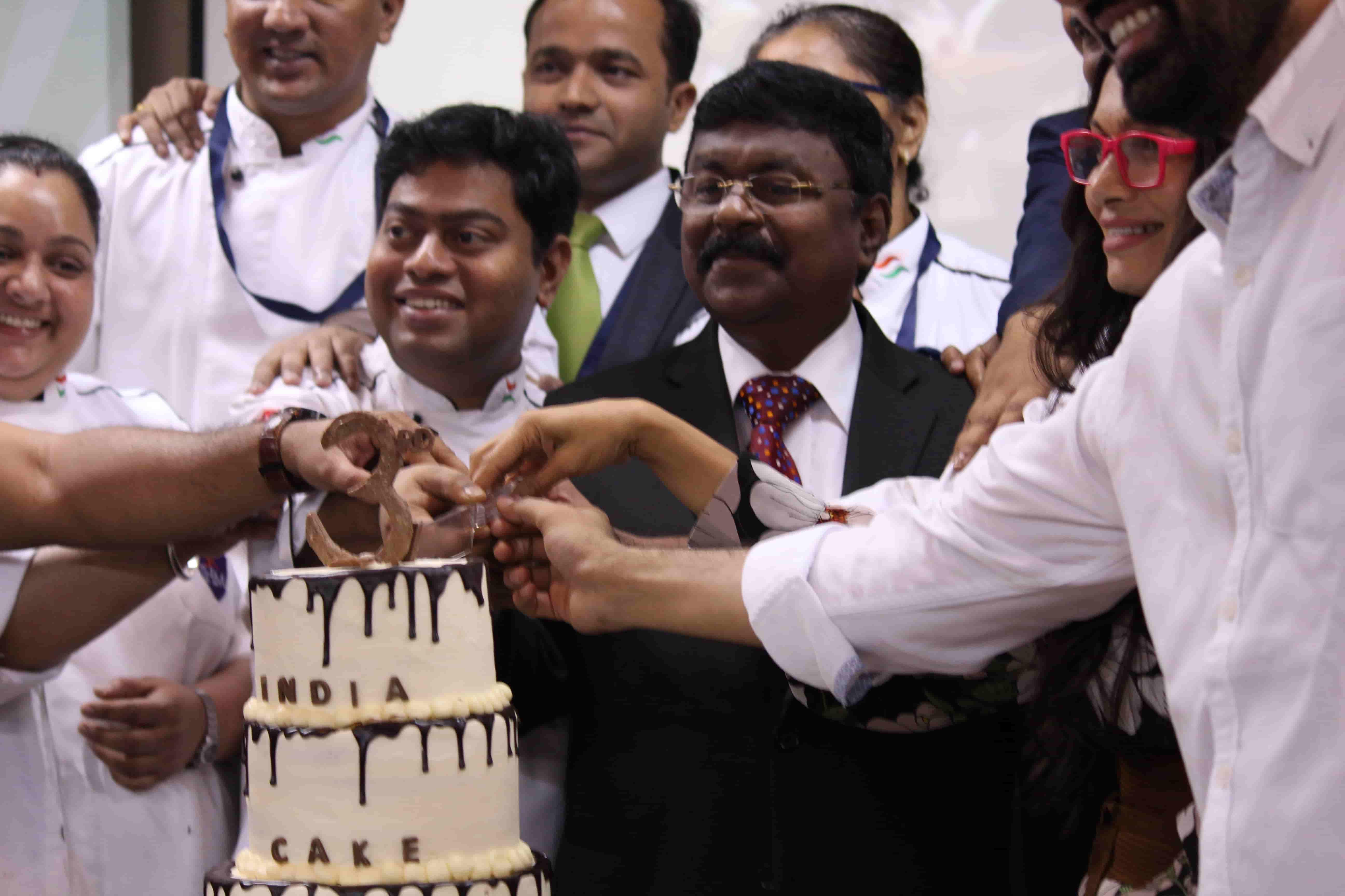 Sheila Raheja Hotel & Catering School Mumbai India Cake Fest photo 12