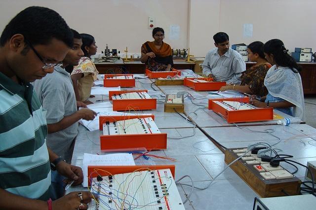 Pondicherry University Laboratories photo 3