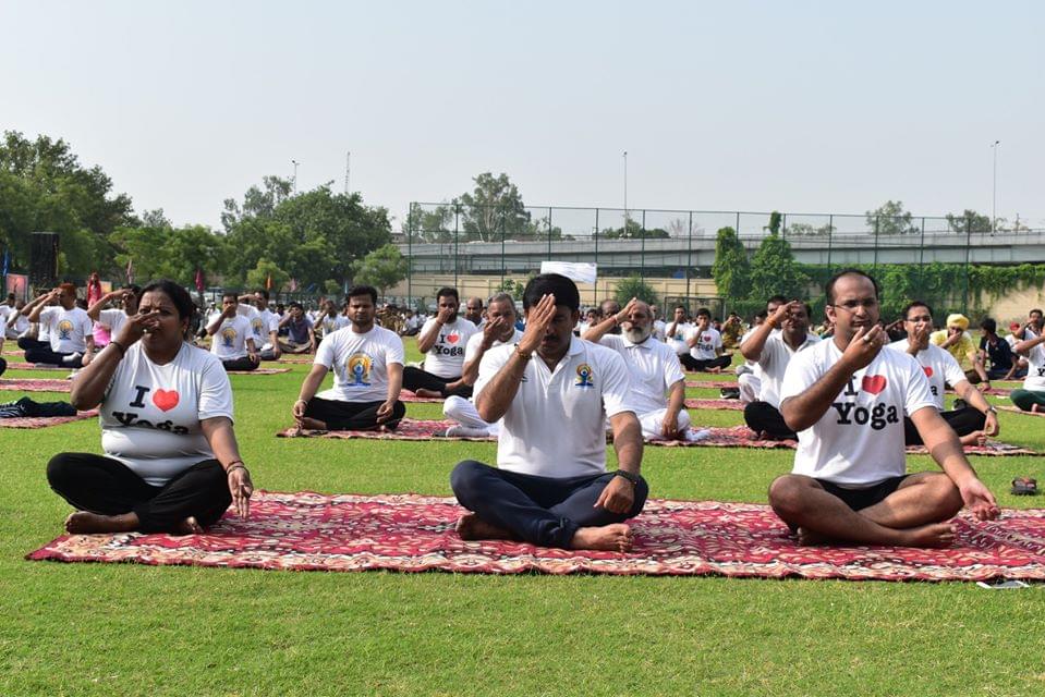 Shyam Lal College International Yoga Day photo 6