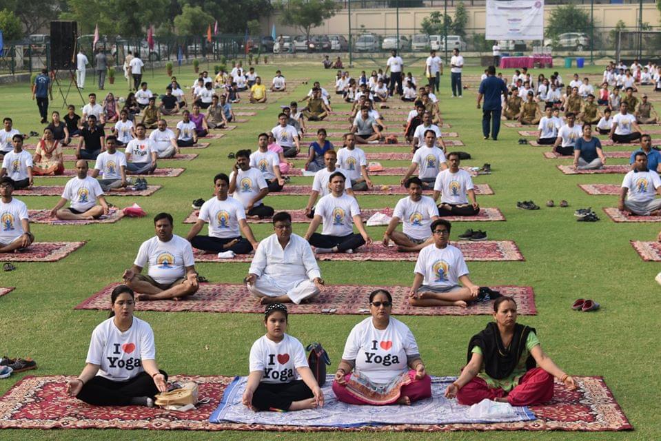 Shyam Lal College International Yoga Day photo 7