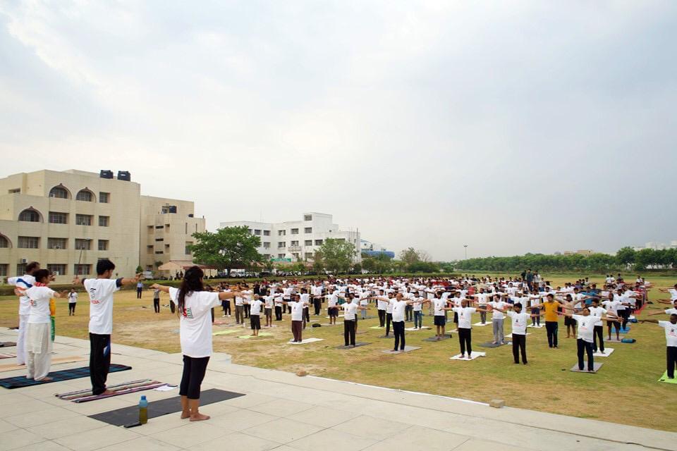 University Institute of Engineering and Technology Lucknow International Yoga Day photo 2