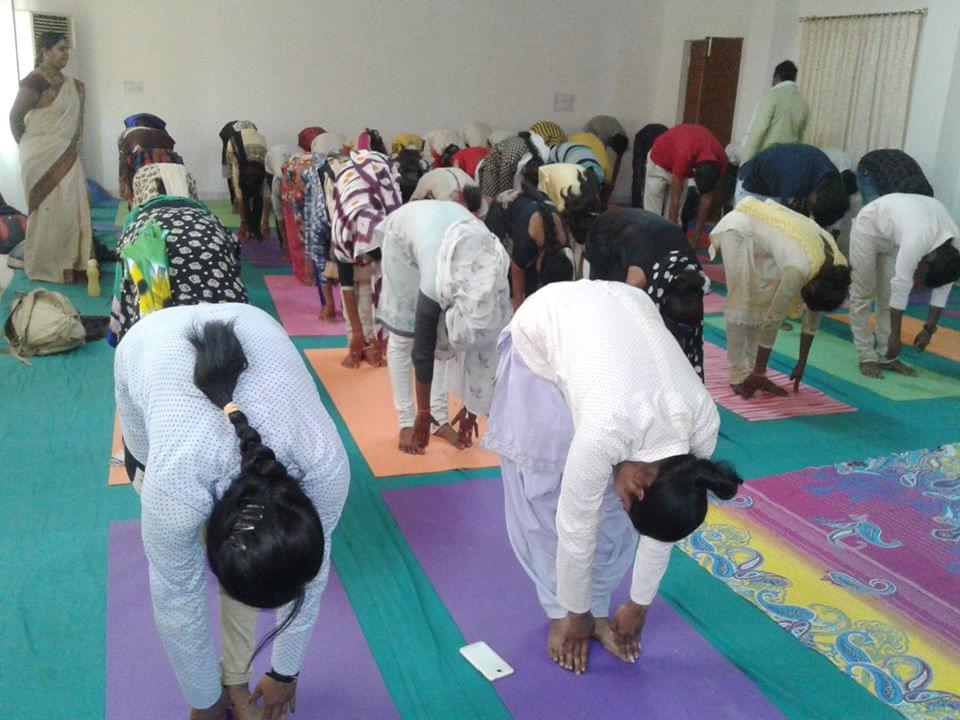 DDE MMYVV International Yoga Day photo 7