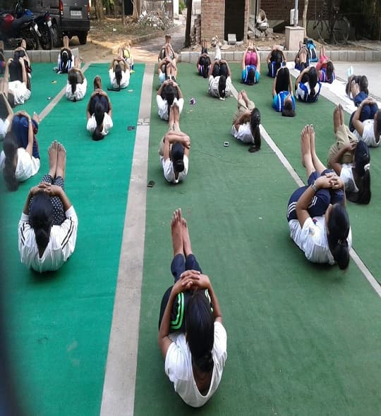 Daulat Ram College Yoga Day photo 9