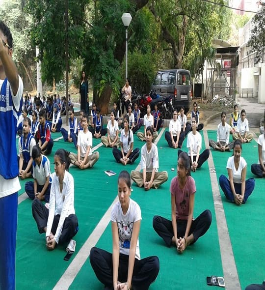 Daulat Ram College Plantation Drive photo 2