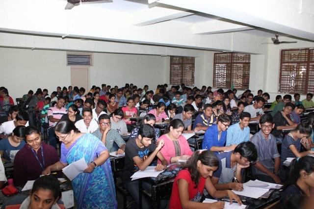 Marathwada Mitramandal's College of Commerce Pune hostel photo 1