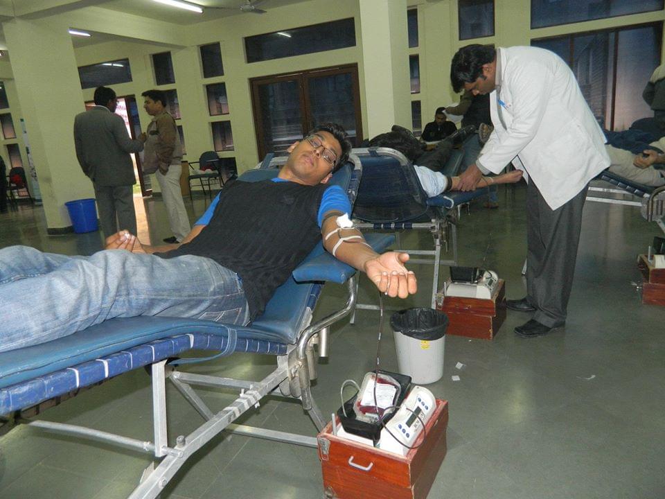 IMT Ghaziabad Blood Donation Camp photo 14