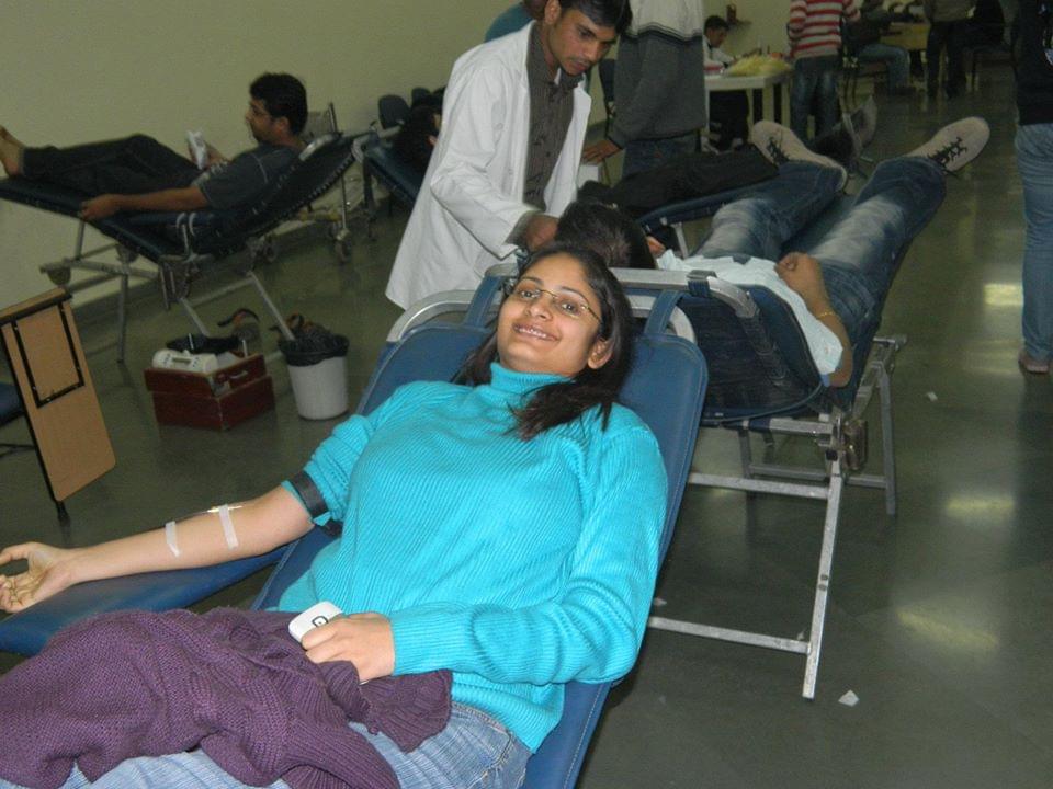 IMT Ghaziabad Blood Donation Camp photo 17