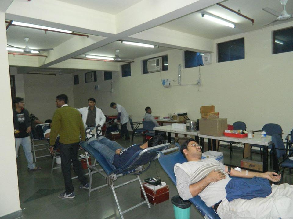 IMT Ghaziabad Blood Donation Camp photo 19