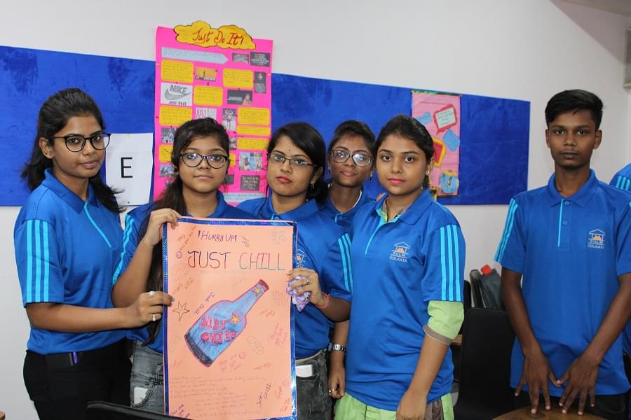 EIILM Kolkata Poster Presentation photo 3