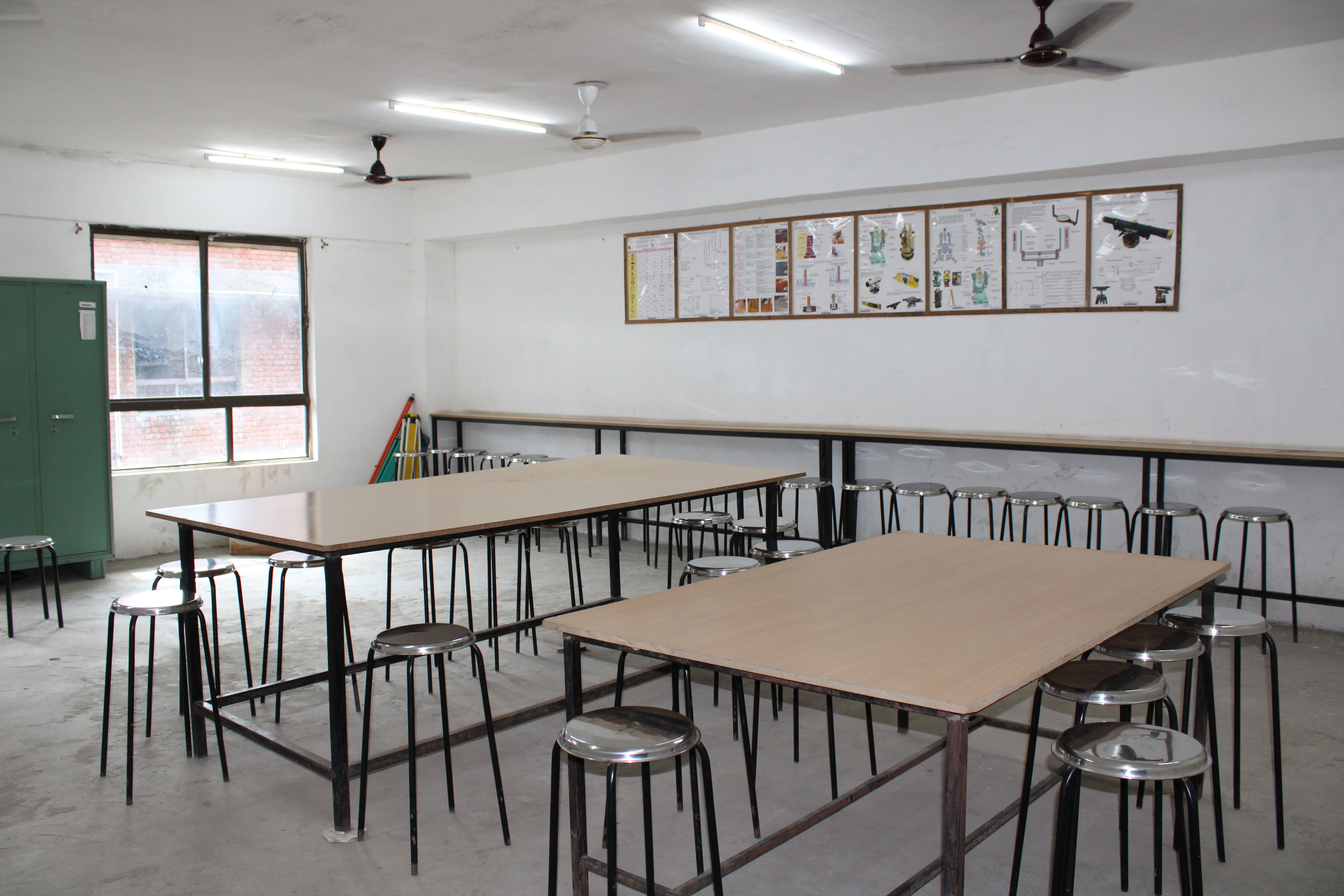 Rai School of Engineering Ahmedabad Laboratory photo 4