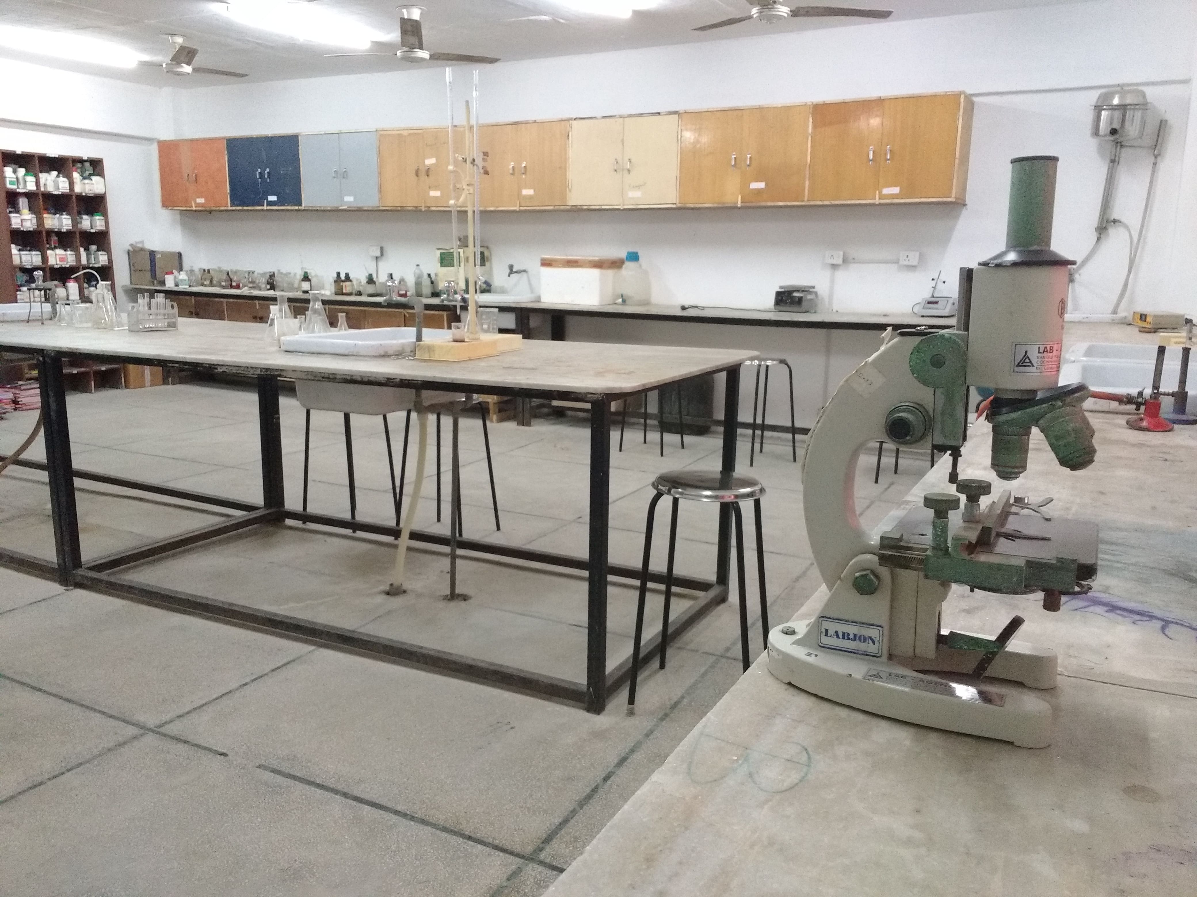 Rai School of Sciences Ahmedabad Laboratory photo 2