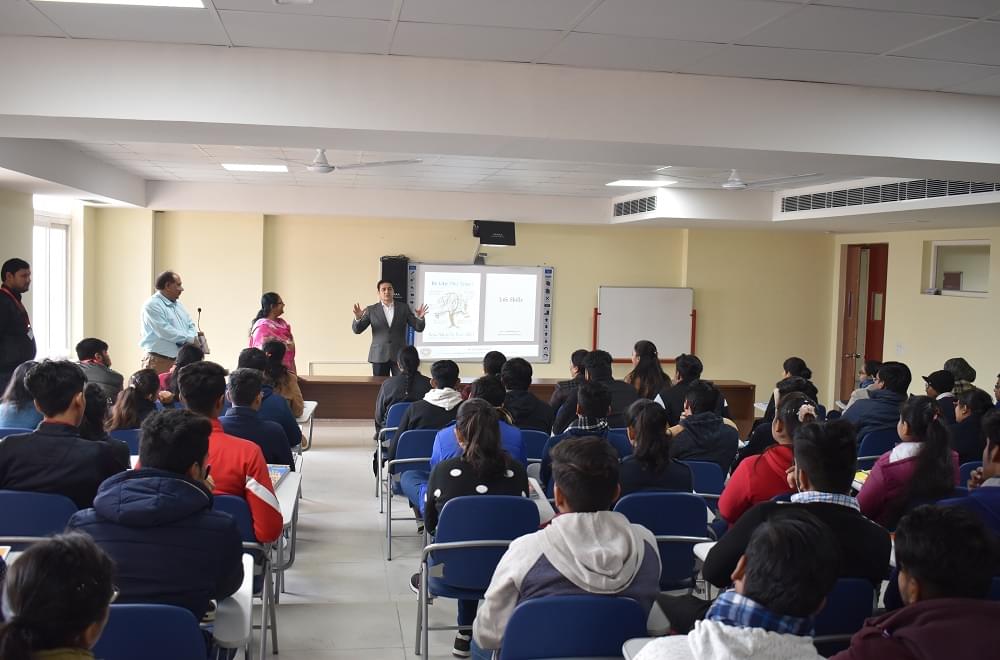 Trinity Institute of Innovations in Professional Studies Greater Noida Classroom photo 6