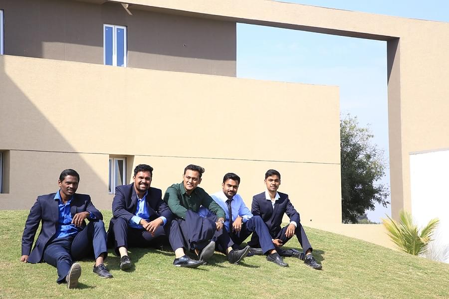 Narayana Business School Ahmedabad Student Group Photos photo 4