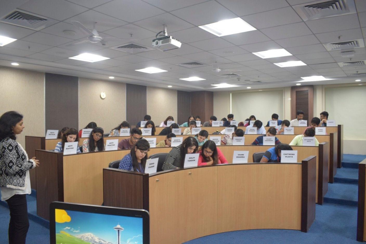 School of Commerce, NMIMS University Bangalore Campus Tour photo 11