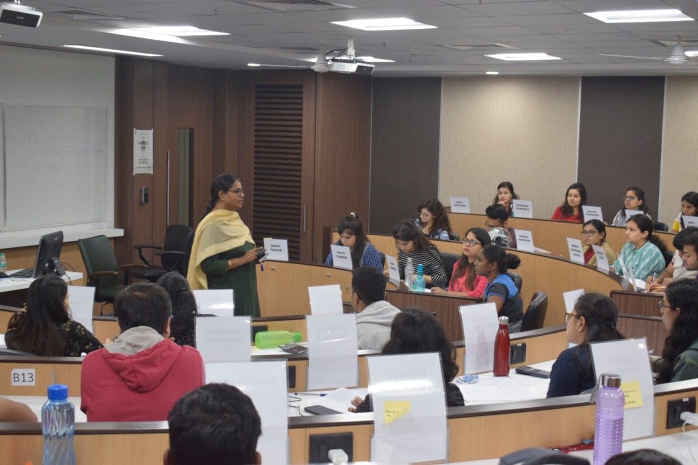 School of Commerce, NMIMS University Bangalore Campus Tour photo 13