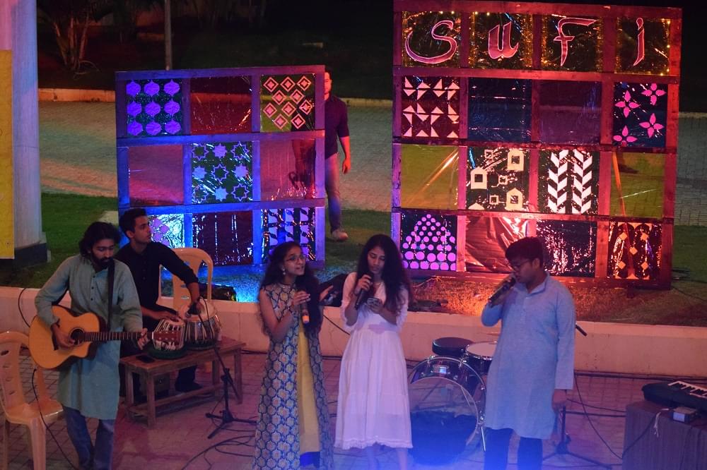 School of Commerce, NMIMS University Bangalore Nityaksh Cultural And Management Fest photo 4