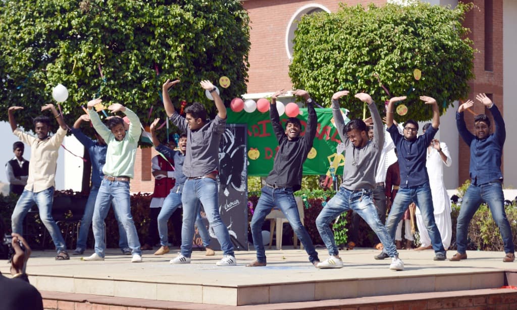 RG Sapkal College of Pharmacy Nashik Festival photo 3